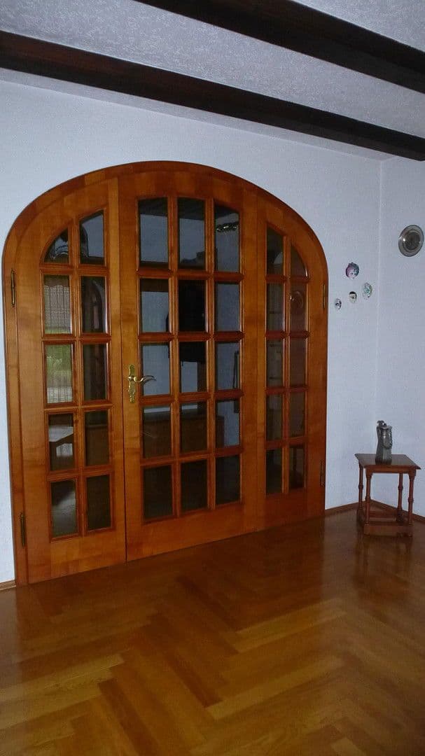 Prodej domu 255 m², pozemek 894 m², Hüttlingen, Bádensko-Württembersko Prodej domu 255 m², pozemek 894 m², Hüttlingen, Bádensko-Württembersko