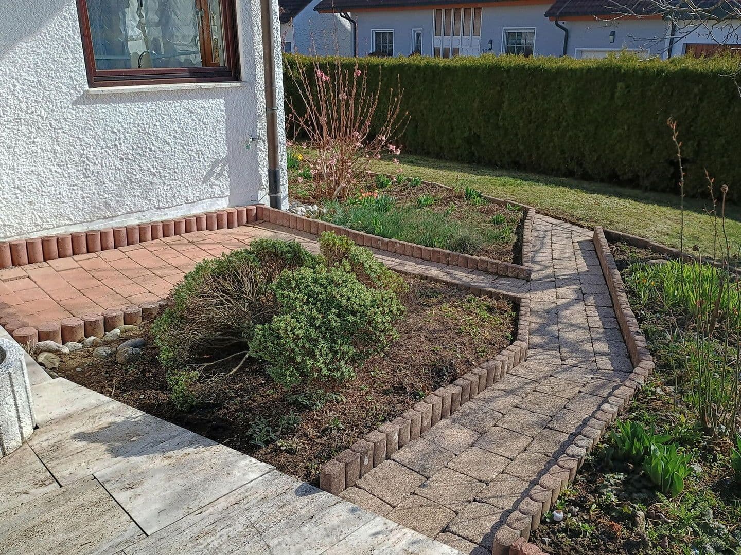 Prodej domu 255 m², pozemek 894 m², Hüttlingen, Bádensko-Württembersko Prodej domu 255 m², pozemek 894 m², Hüttlingen, Bádensko-Württembersko