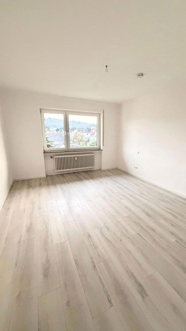 Pronájem bytu 3+1 81 m², Neu-Anspach, Hessen Pronájem bytu 3+1 81 m², Neu-Anspach, Hessen