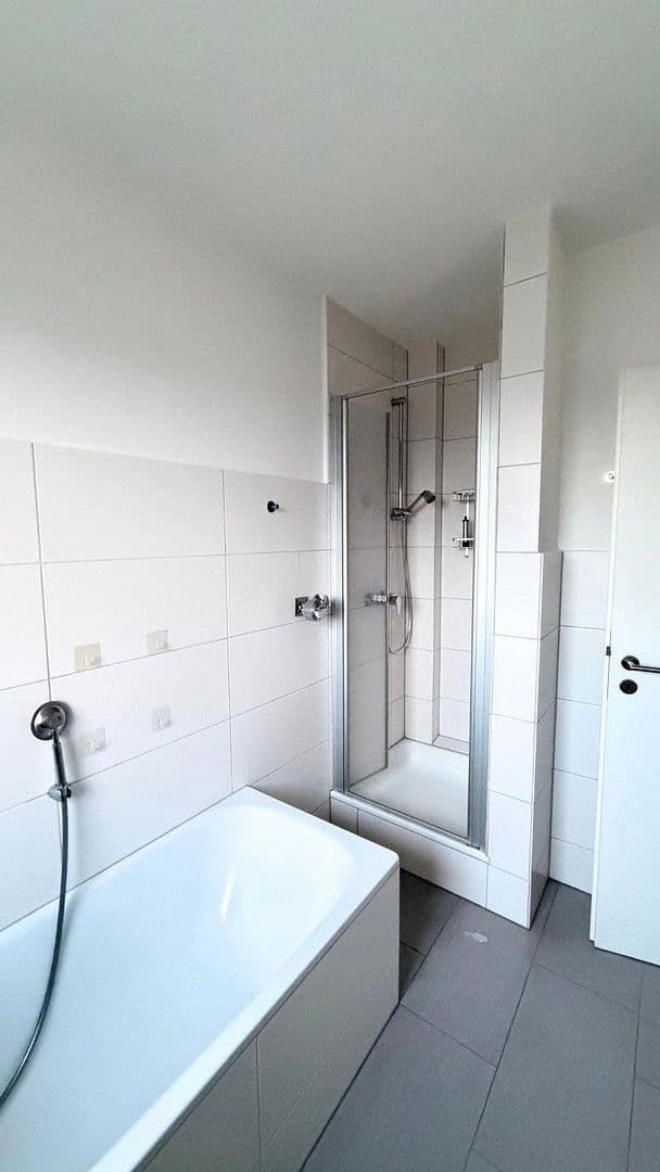 Pronájem bytu 3+1 81 m², Neu-Anspach, Hessen Pronájem bytu 3+1 81 m², Neu-Anspach, Hessen