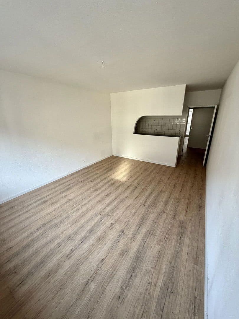 Pronájem bytu 2+1 45 m², Wuppertal, Severní Porýní-Vestfálsko Pronájem bytu 2+1 45 m², Wuppertal, Severní Porýní-Vestfálsko