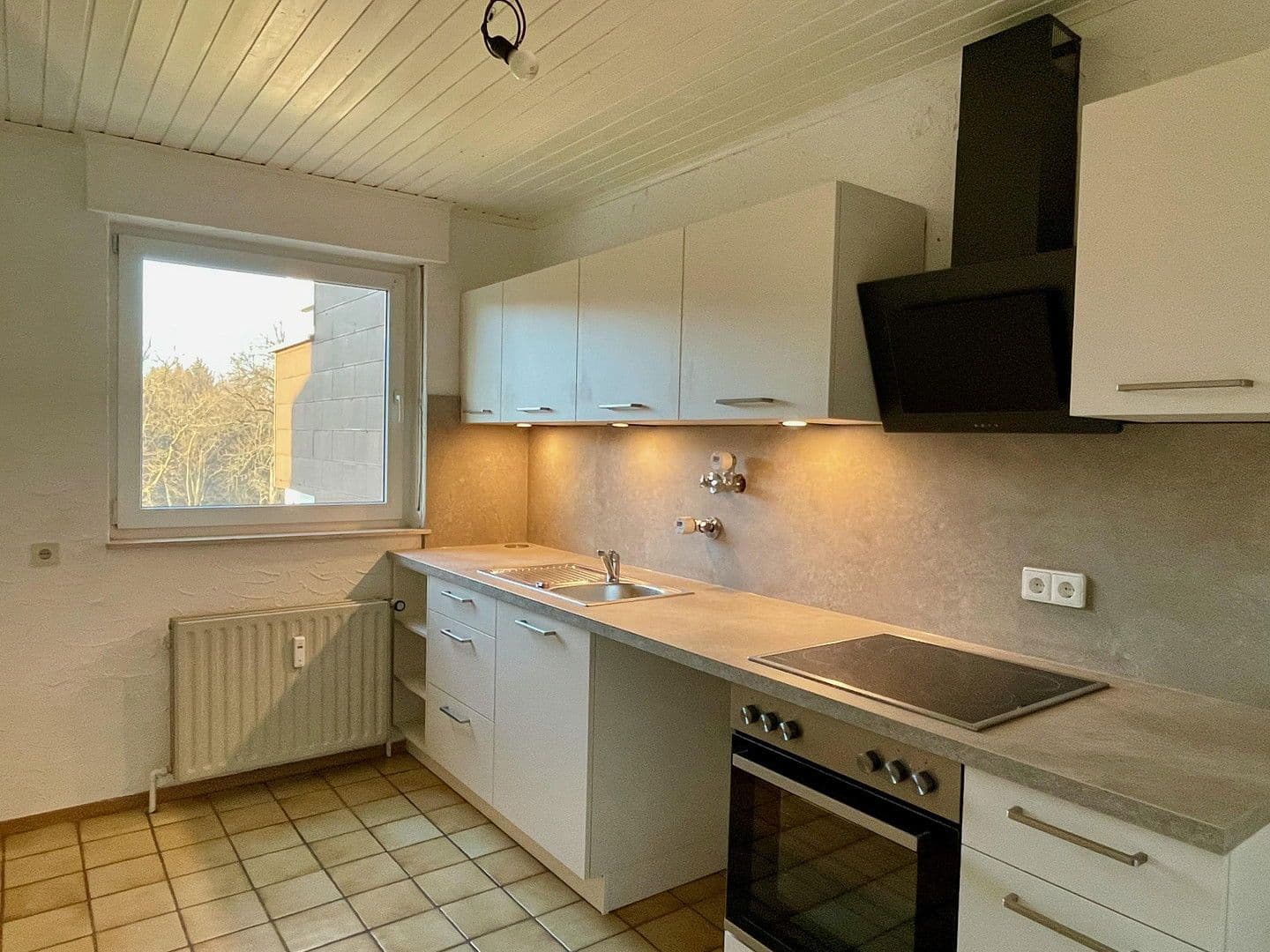 Pronájem bytu 3+kk 88 m², Konrad-Adenauer-Straße 11, Mosbach, Bádensko-Württembersko Pronájem bytu 3+kk 88 m², Konrad-Adenauer-Straße 11, Mosbach, Bádensko-Württembersko