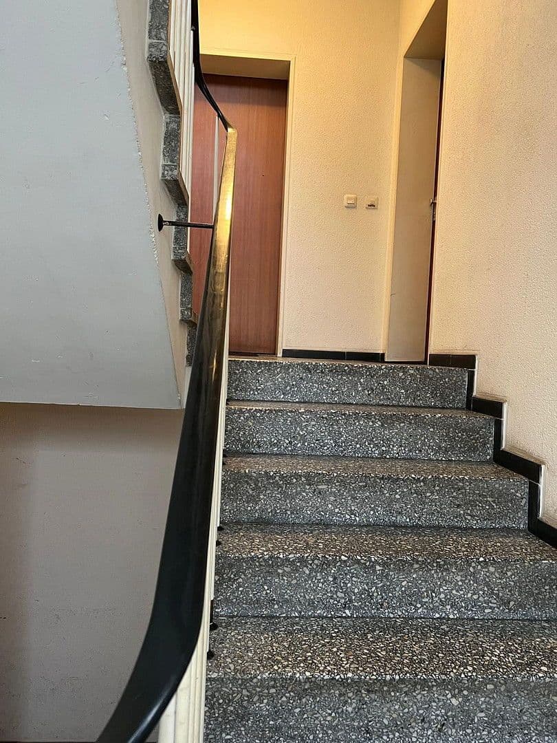 Pronájem bytu 5+1 85 m², Am Brögel 4, Wuppertal, Severní Porýní-Vestfálsko Pronájem bytu 5+1 85 m², Am Brögel 4, Wuppertal, Severní Porýní-Vestfálsko