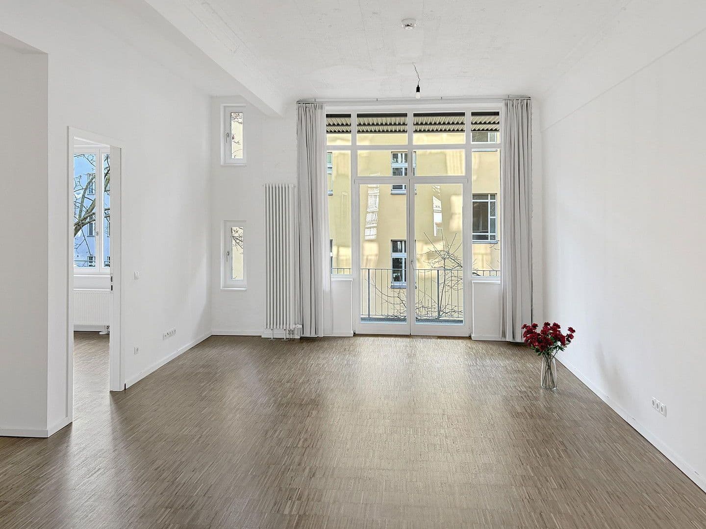 Prodej bytu 3+1 105 m², Boxhagener Str. 117, Berlin, Berlín Prodej bytu 3+1 105 m², Boxhagener Str. 117, Berlin, Berlín