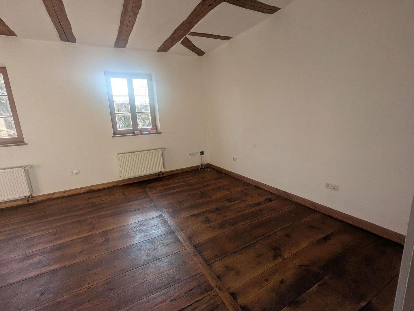 Pronájem bytu 5+1 150 m², Hemhofen, Bavorsko Pronájem bytu 5+1 150 m², Hemhofen, Bavorsko