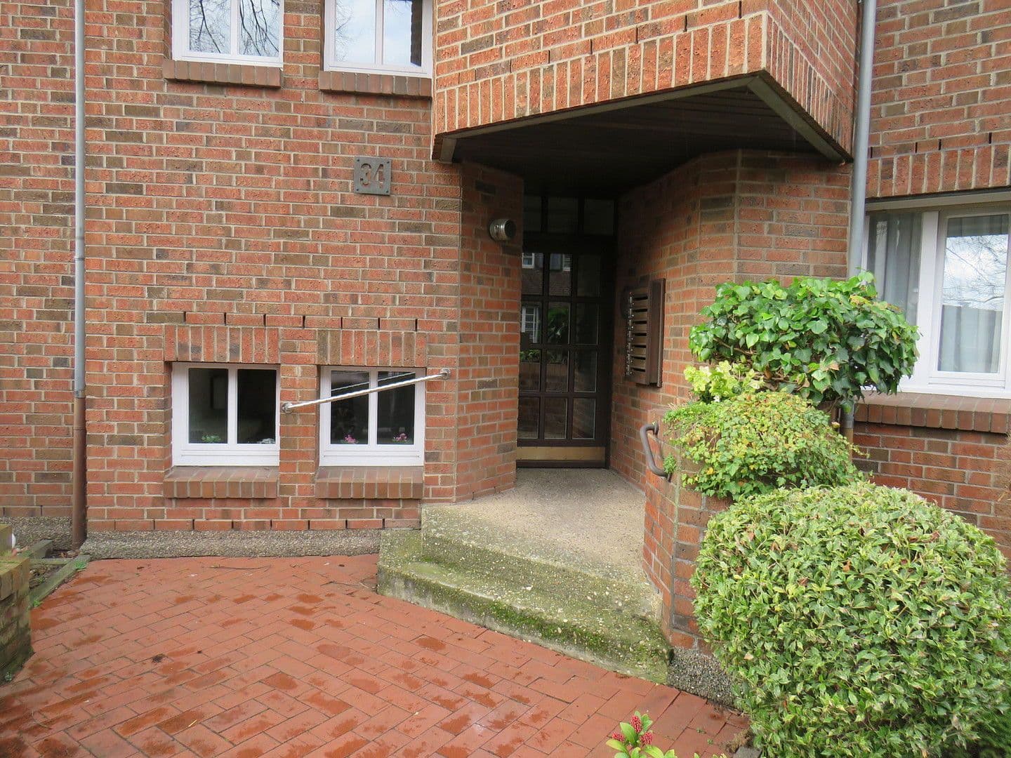 Prodej bytu 3+1 82 m², Urdenbacher Dorfstrasse 34, Düsseldorf-Urdenbach, Severní Porýní-Vestfálsko Prodej bytu 3+1 82 m², Urdenbacher Dorfstrasse 34, Düsseldorf-Urdenbach, Severní Porýní-Vestfálsko