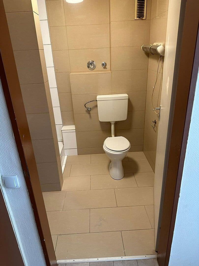 Pronájem bytu 1+1 38 m², Bochum, Severní Porýní-Vestfálsko Pronájem bytu 1+1 38 m², Bochum, Severní Porýní-Vestfálsko