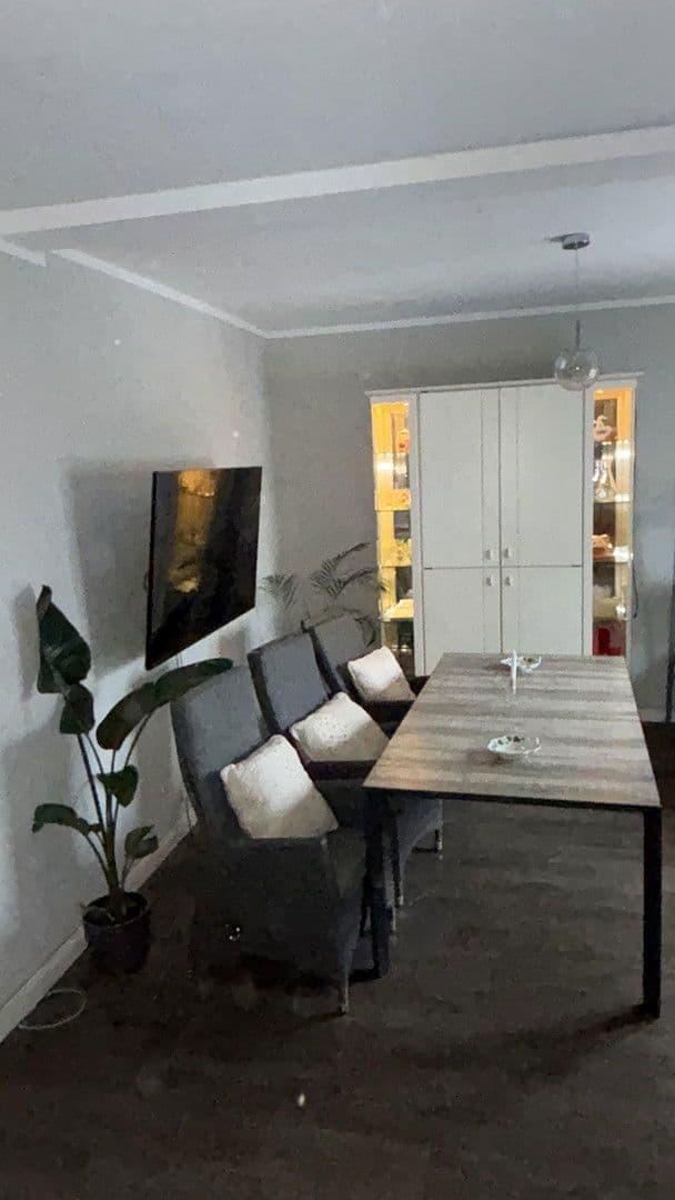 Pronájem bytu 3+1 100 m², Marienstraße 4, Langwedel, Dolní Sasko Pronájem bytu 3+1 100 m², Marienstraße 4, Langwedel, Dolní Sasko