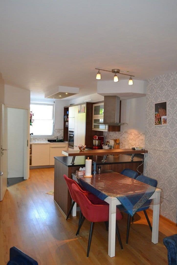 Prodej domu 81 m², pozemek 168 m², Ingolstadt, Bavorsko Prodej domu 81 m², pozemek 168 m², Ingolstadt, Bavorsko