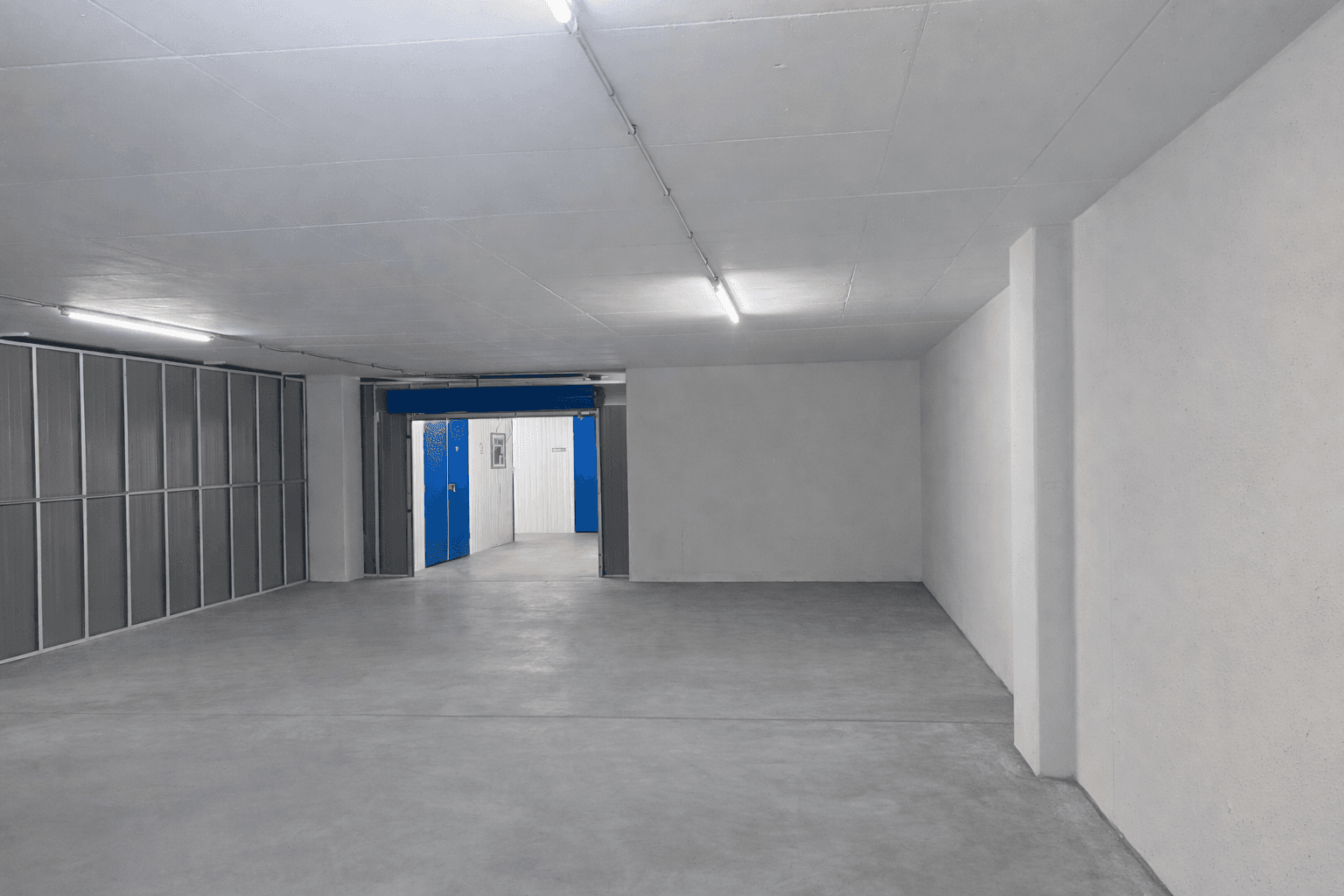 Pronájem nebytového prostoru 120 m², Chiemgaustraße 107, München, Bavorsko Pronájem nebytového prostoru 120 m², Chiemgaustraße 107, München, Bavorsko