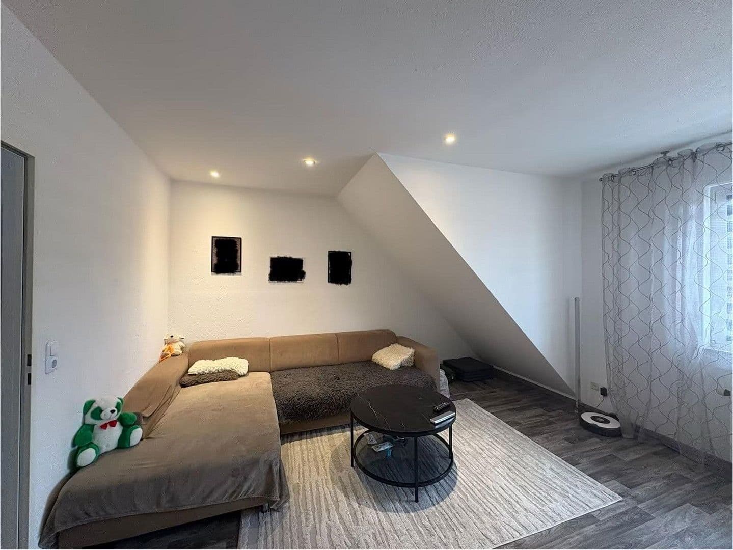 Pronájem bytu 2+1 48 m², Hubertusstrasse 183, Krefeld, Severní Porýní-Vestfálsko Pronájem bytu 2+1 48 m², Hubertusstrasse 183, Krefeld, Severní Porýní-Vestfálsko