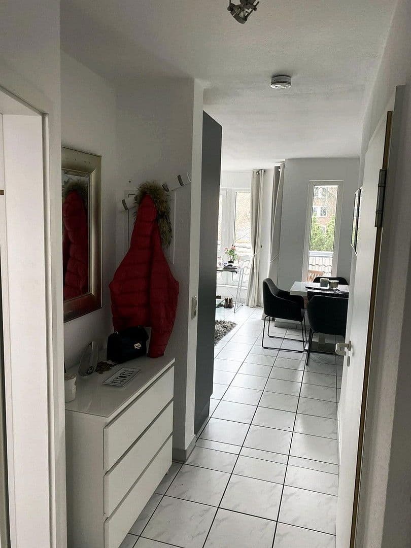 Pronájem bytu 2+1 48 m², Köln, Severní Porýní-Vestfálsko Pronájem bytu 2+1 48 m², Köln, Severní Porýní-Vestfálsko