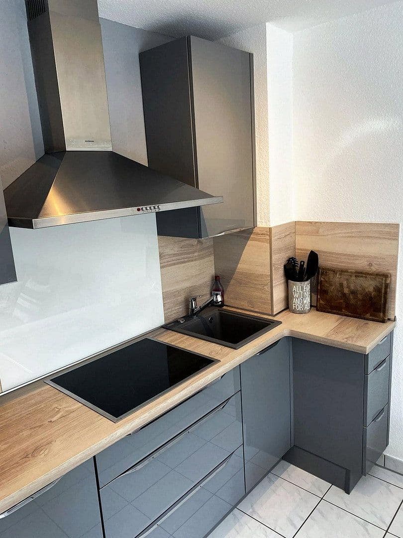 Pronájem bytu 2+1 48 m², Köln, Severní Porýní-Vestfálsko Pronájem bytu 2+1 48 m², Köln, Severní Porýní-Vestfálsko