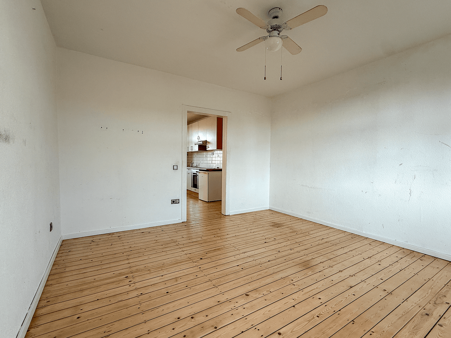 Pronájem bytu 2+1 53 m², Leverkusen, Severní Porýní-Vestfálsko Pronájem bytu 2+1 53 m², Leverkusen, Severní Porýní-Vestfálsko