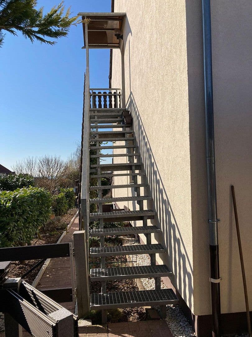 Prodej domu 150 m², pozemek 300 m², Wiesbaden, Hessen Prodej domu 150 m², pozemek 300 m², Wiesbaden, Hessen