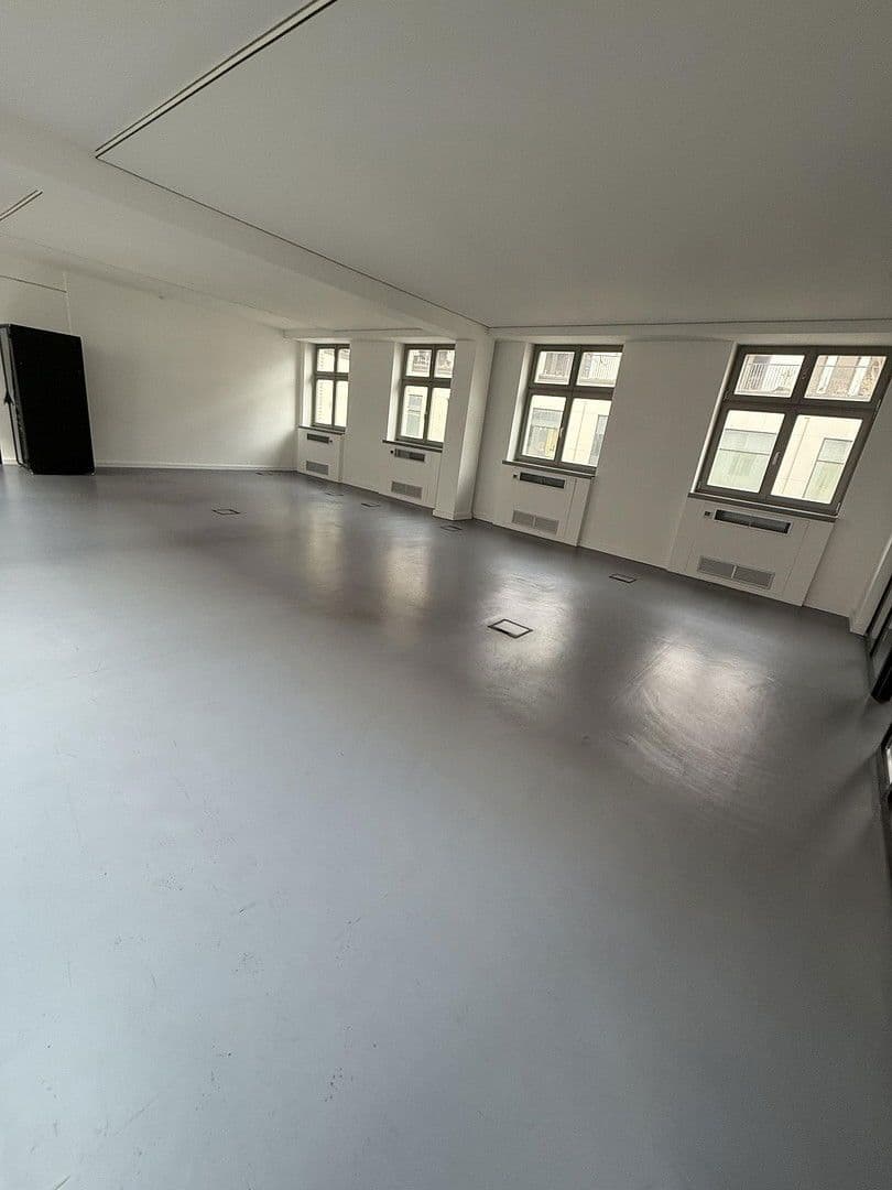 Pronájem kanceláře 228 m², Voßstraße 33, Berlin, Berlín Pronájem kanceláře 228 m², Voßstraße 33, Berlin, Berlín