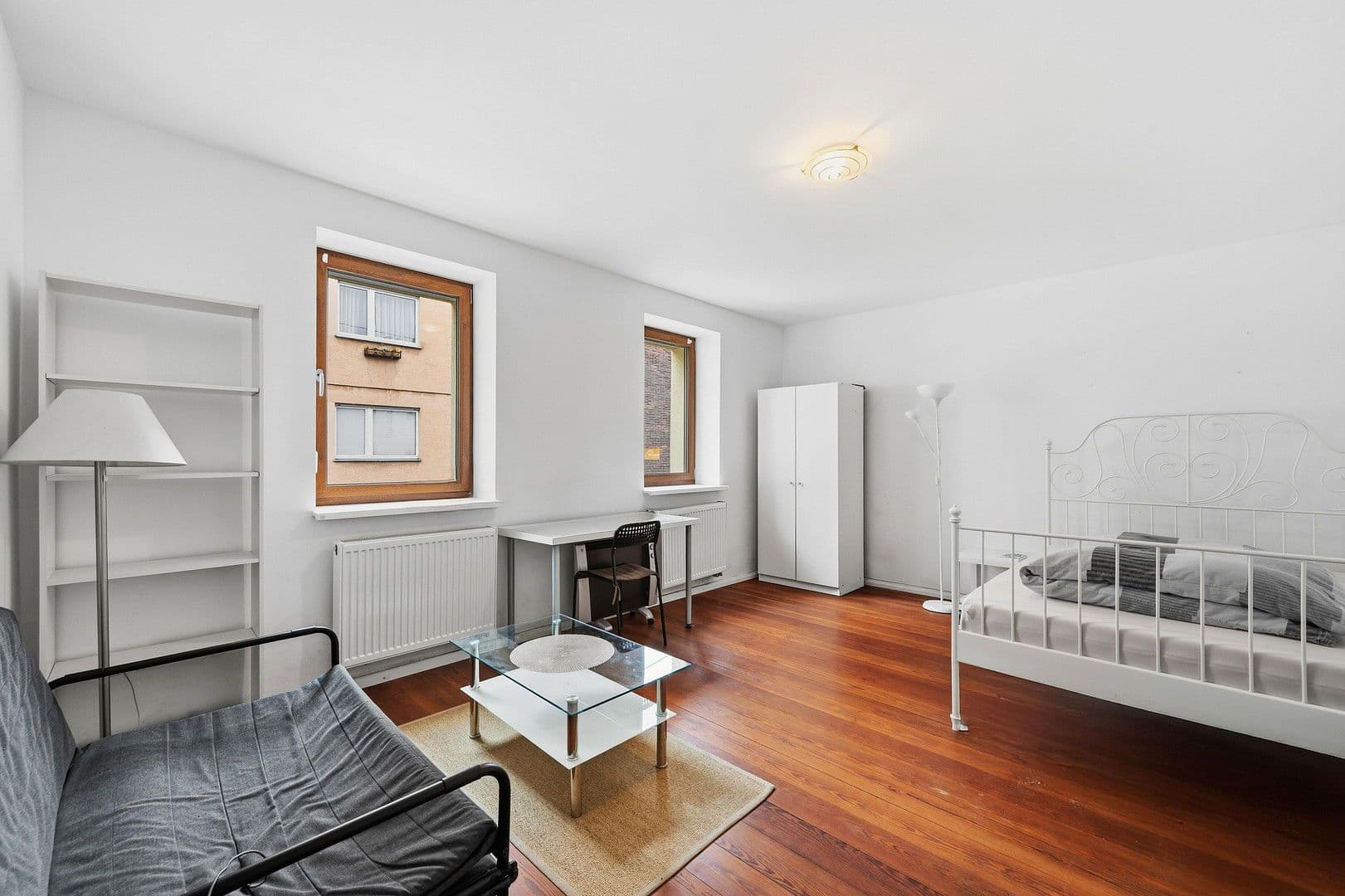 Prodej domu 233 m², pozemek 167 m², Besigheimer Str.12, Stuttgart, Bádensko-Württembersko Prodej domu 233 m², pozemek 167 m², Besigheimer Str.12, Stuttgart, Bádensko-Württembersko