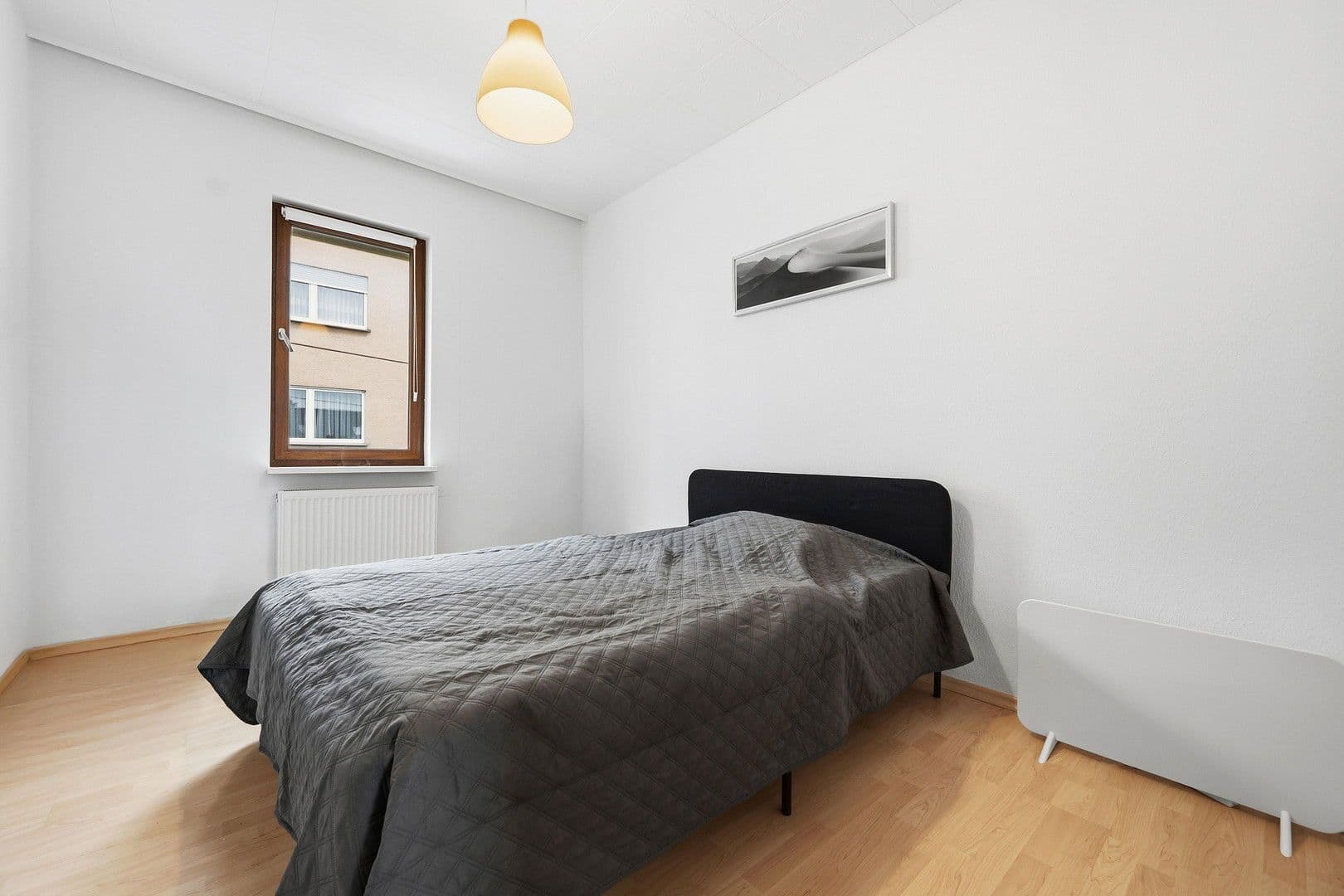 Prodej domu 233 m², pozemek 167 m², Besigheimer Str.12, Stuttgart, Bádensko-Württembersko Prodej domu 233 m², pozemek 167 m², Besigheimer Str.12, Stuttgart, Bádensko-Württembersko