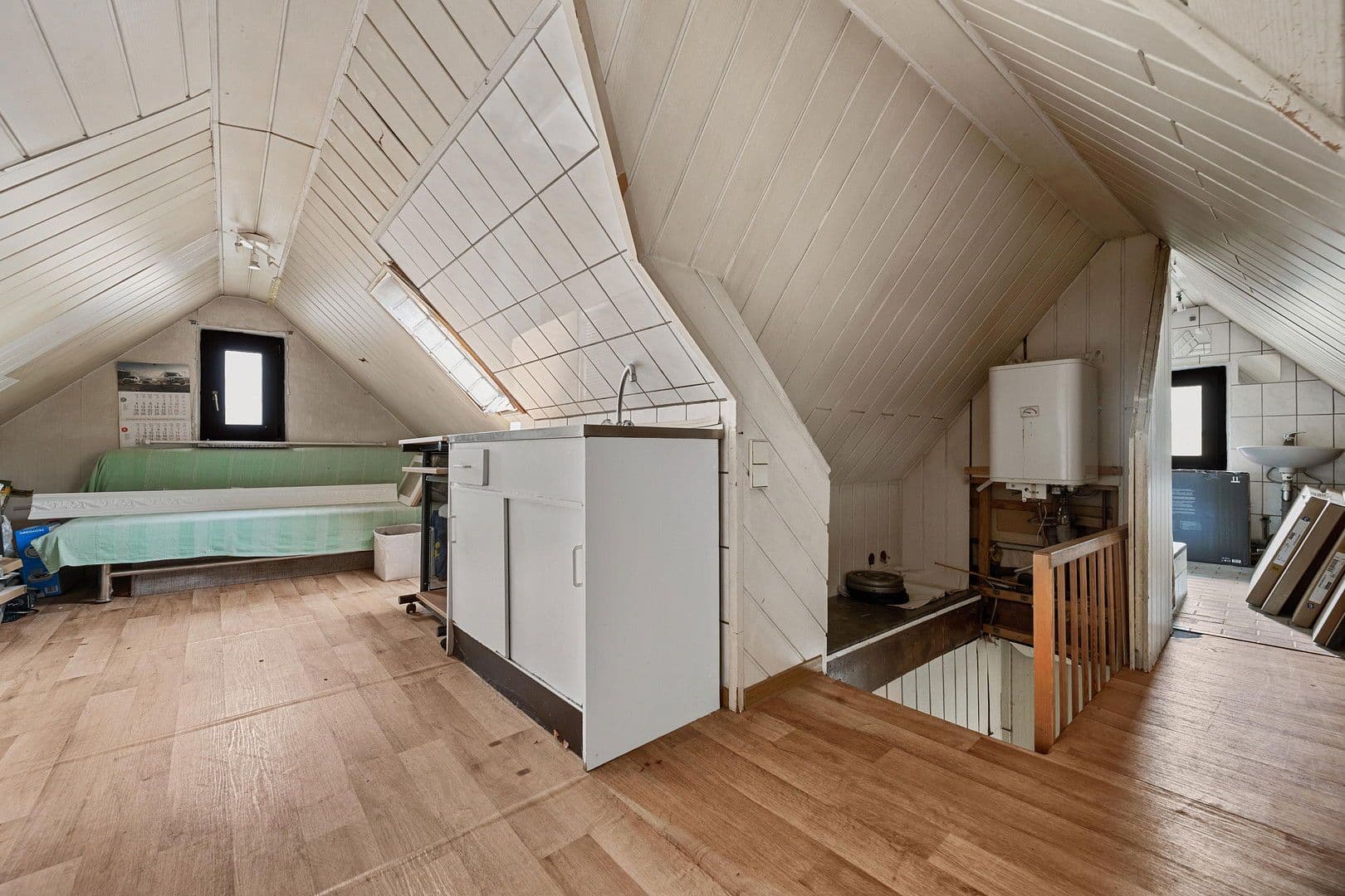 Prodej domu 233 m², pozemek 167 m², Besigheimer Str.12, Stuttgart, Bádensko-Württembersko Prodej domu 233 m², pozemek 167 m², Besigheimer Str.12, Stuttgart, Bádensko-Württembersko