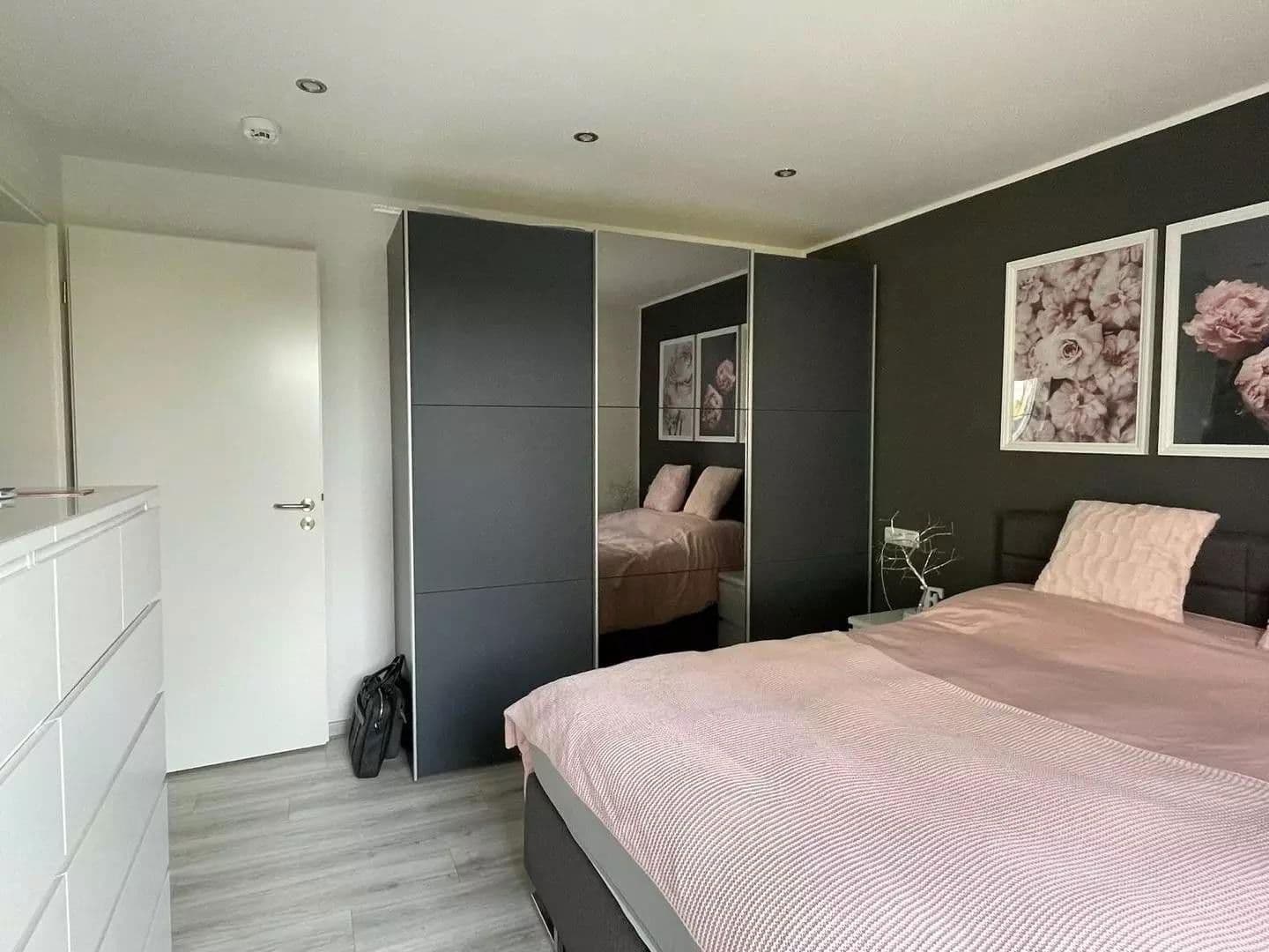 Pronájem bytu 3+1 80 m², Augsburg, Bavorsko Pronájem bytu 3+1 80 m², Augsburg, Bavorsko