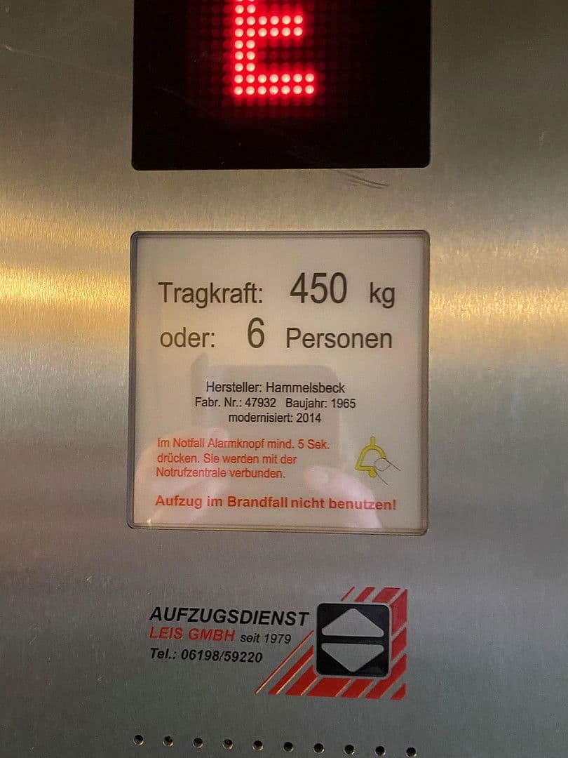 Prodej domu 1.208 m², pozemek 467 m², Dotzheimer Straße 61, Wiesbaden, Hessen Prodej domu 1.208 m², pozemek 467 m², Dotzheimer Straße 61, Wiesbaden, Hessen