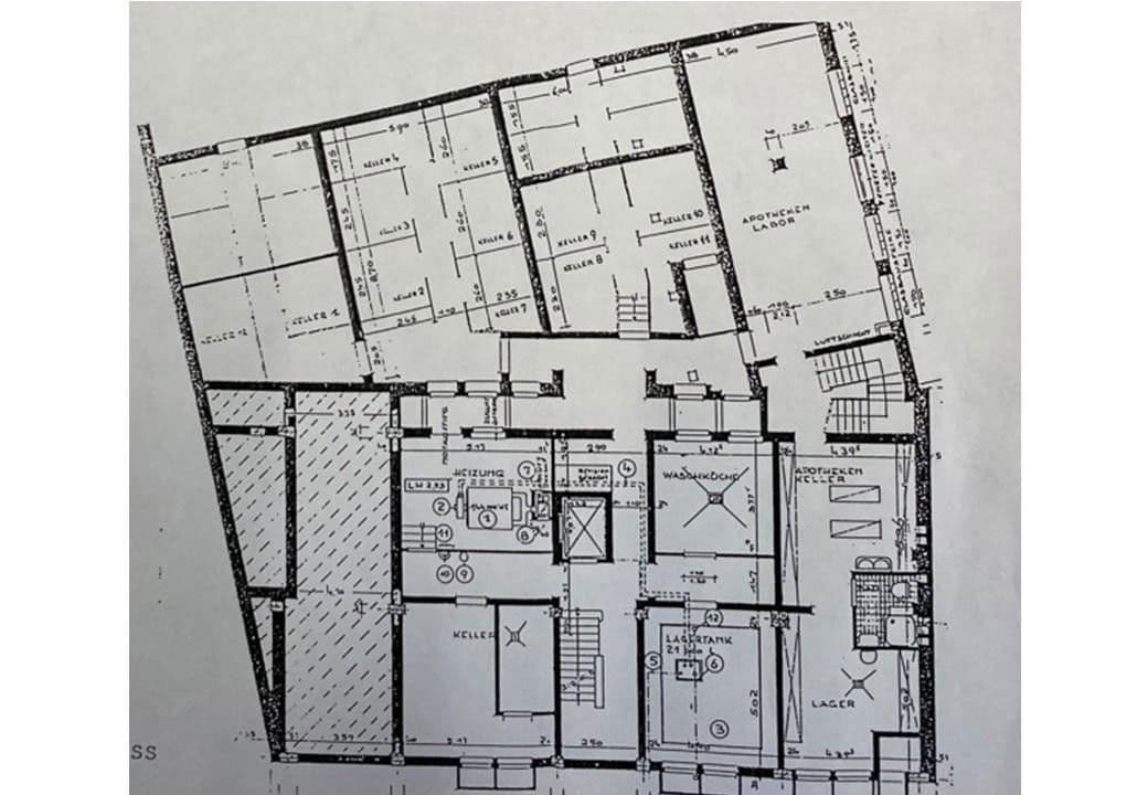 Prodej domu 1.208 m², pozemek 467 m², Dotzheimer Straße 61, Wiesbaden, Hessen Prodej domu 1.208 m², pozemek 467 m², Dotzheimer Straße 61, Wiesbaden, Hessen