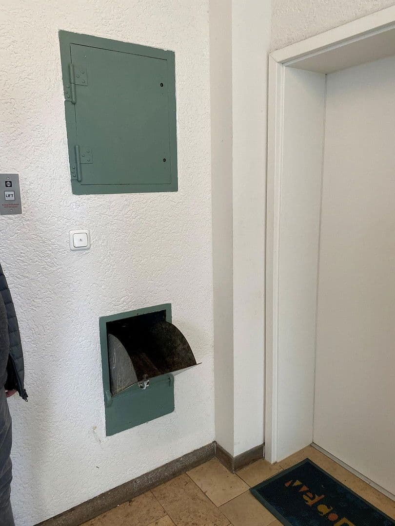 Prodej domu 1.208 m², pozemek 467 m², Dotzheimer Straße 61, Wiesbaden, Hessen Prodej domu 1.208 m², pozemek 467 m², Dotzheimer Straße 61, Wiesbaden, Hessen