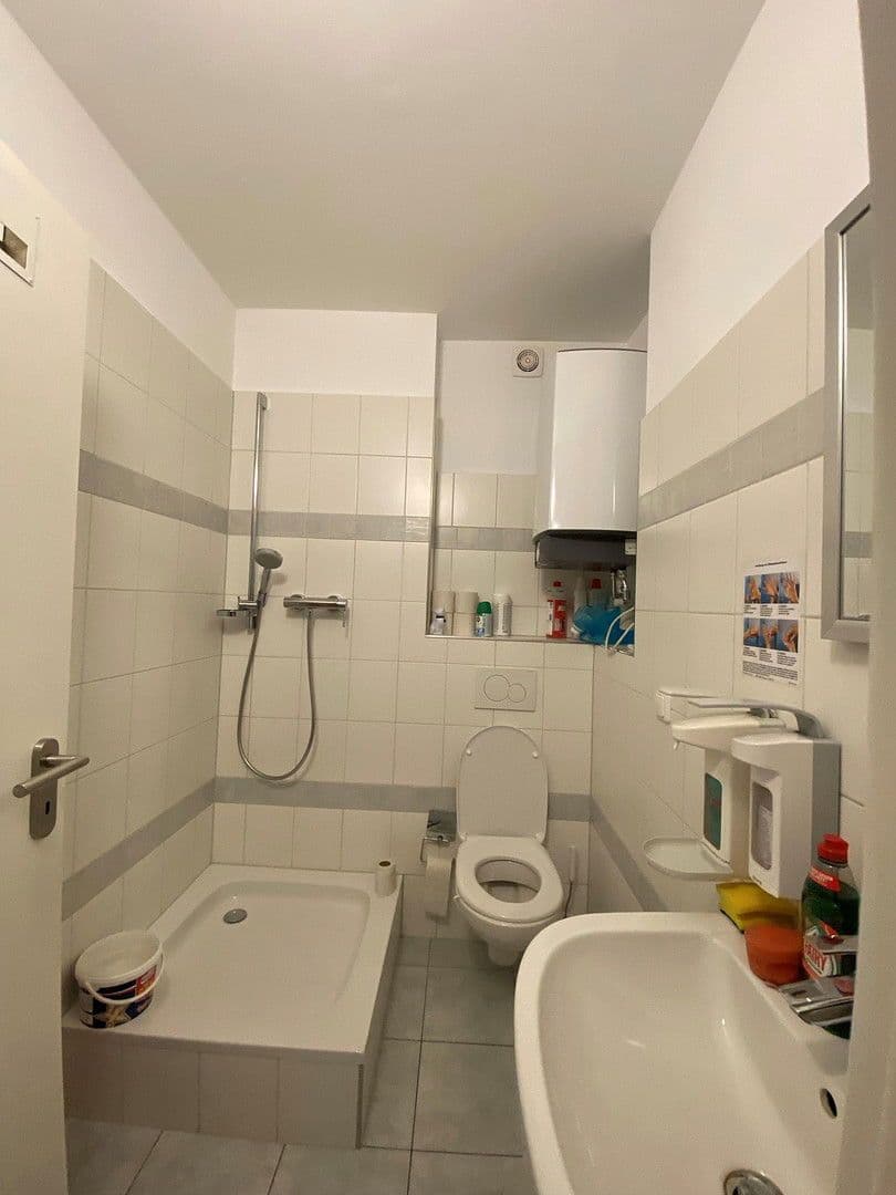 Prodej domu 1.208 m², pozemek 467 m², Dotzheimer Straße 61, Wiesbaden, Hessen Prodej domu 1.208 m², pozemek 467 m², Dotzheimer Straße 61, Wiesbaden, Hessen