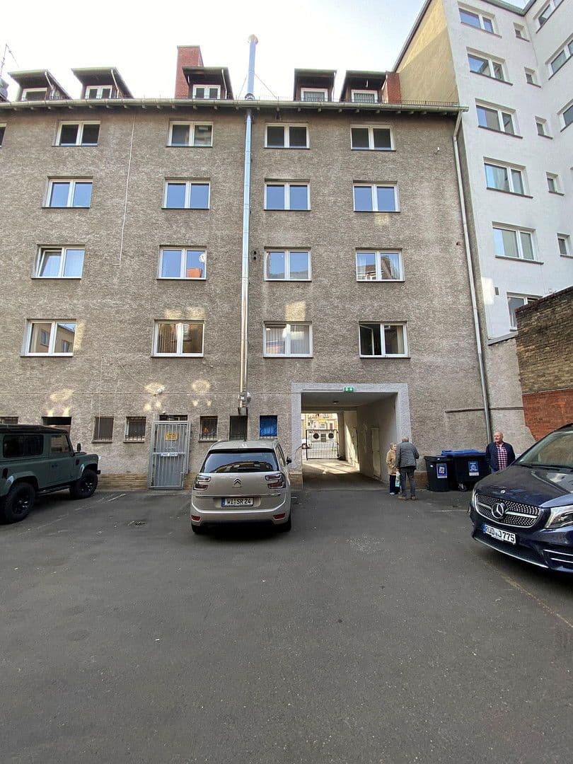 Prodej domu 1.208 m², pozemek 467 m², Dotzheimer Straße 61, Wiesbaden, Hessen Prodej domu 1.208 m², pozemek 467 m², Dotzheimer Straße 61, Wiesbaden, Hessen