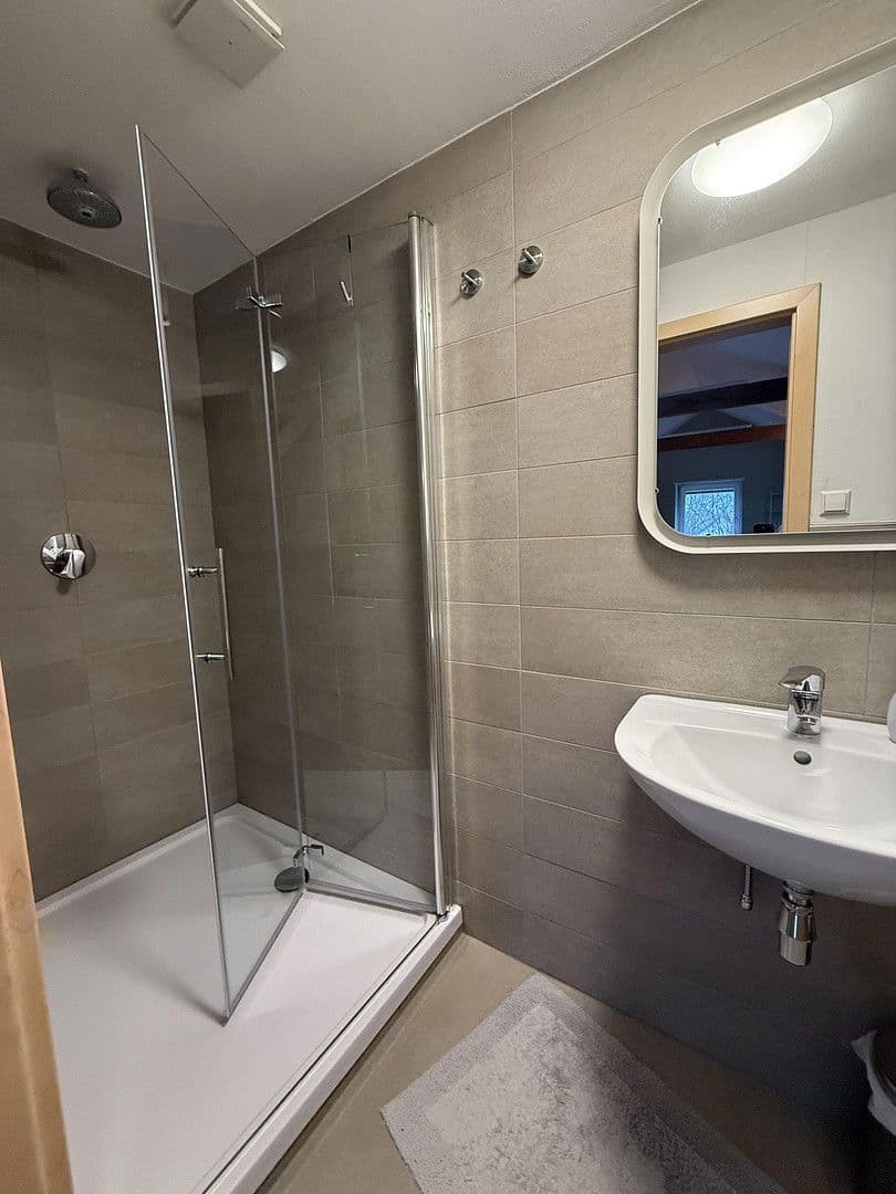 Prodej domu 340 m², pozemek 973 m², Rheinzabern, Porýní-Falc Prodej domu 340 m², pozemek 973 m², Rheinzabern, Porýní-Falc