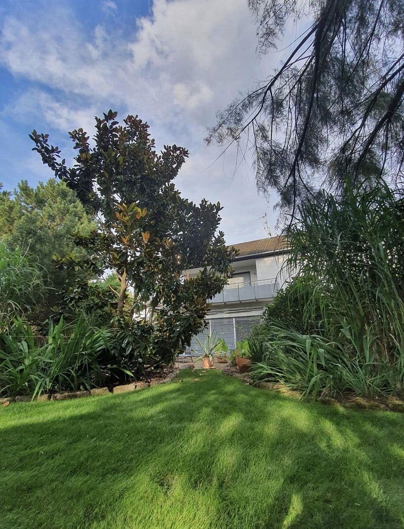 Prodej domu 340 m², pozemek 973 m², Rheinzabern, Porýní-Falc Prodej domu 340 m², pozemek 973 m², Rheinzabern, Porýní-Falc