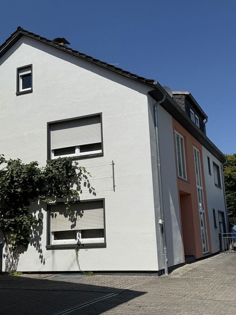 Prodej domu 340 m², pozemek 973 m², Rheinzabern, Porýní-Falc Prodej domu 340 m², pozemek 973 m², Rheinzabern, Porýní-Falc