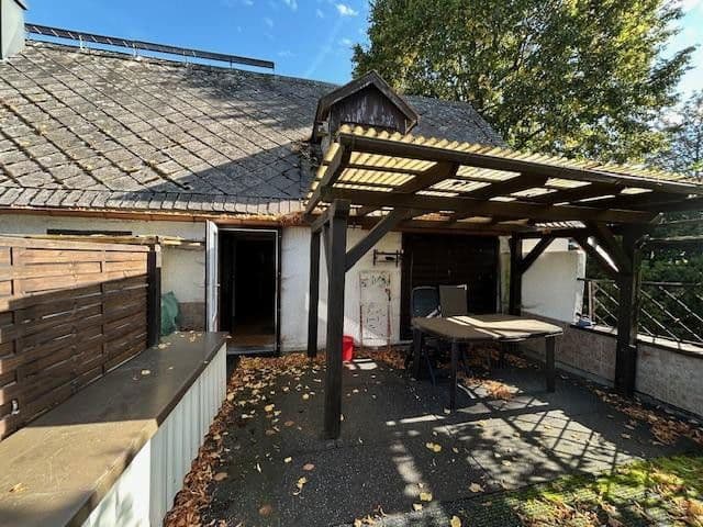 Prodej domu 80 m², pozemek 2.000 m², Rechenberg-Bienenmühle, Sasko Prodej domu 80 m², pozemek 2.000 m², Rechenberg-Bienenmühle, Sasko