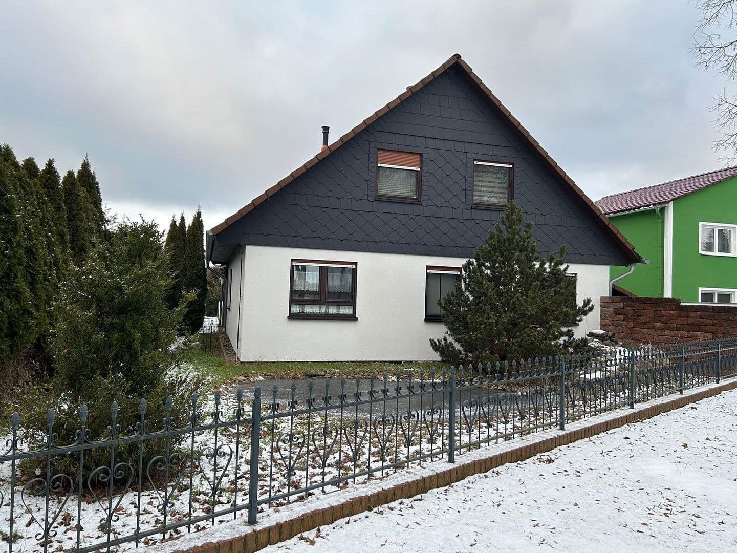 Prodej domu 121 m², pozemek 706 m², Forststrasse 3a, Zerbst/Anhalt, Sasko-Anhaltsko Prodej domu 121 m², pozemek 706 m², Forststrasse 3a, Zerbst/Anhalt, Sasko-Anhaltsko