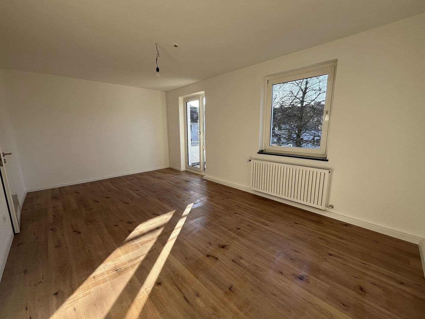 Pronájem bytu 2+1 59 m², Kiesselbachstraße 65, Düsseldorf, Severní Porýní-Vestfálsko Pronájem bytu 2+1 59 m², Kiesselbachstraße 65, Düsseldorf, Severní Porýní-Vestfálsko