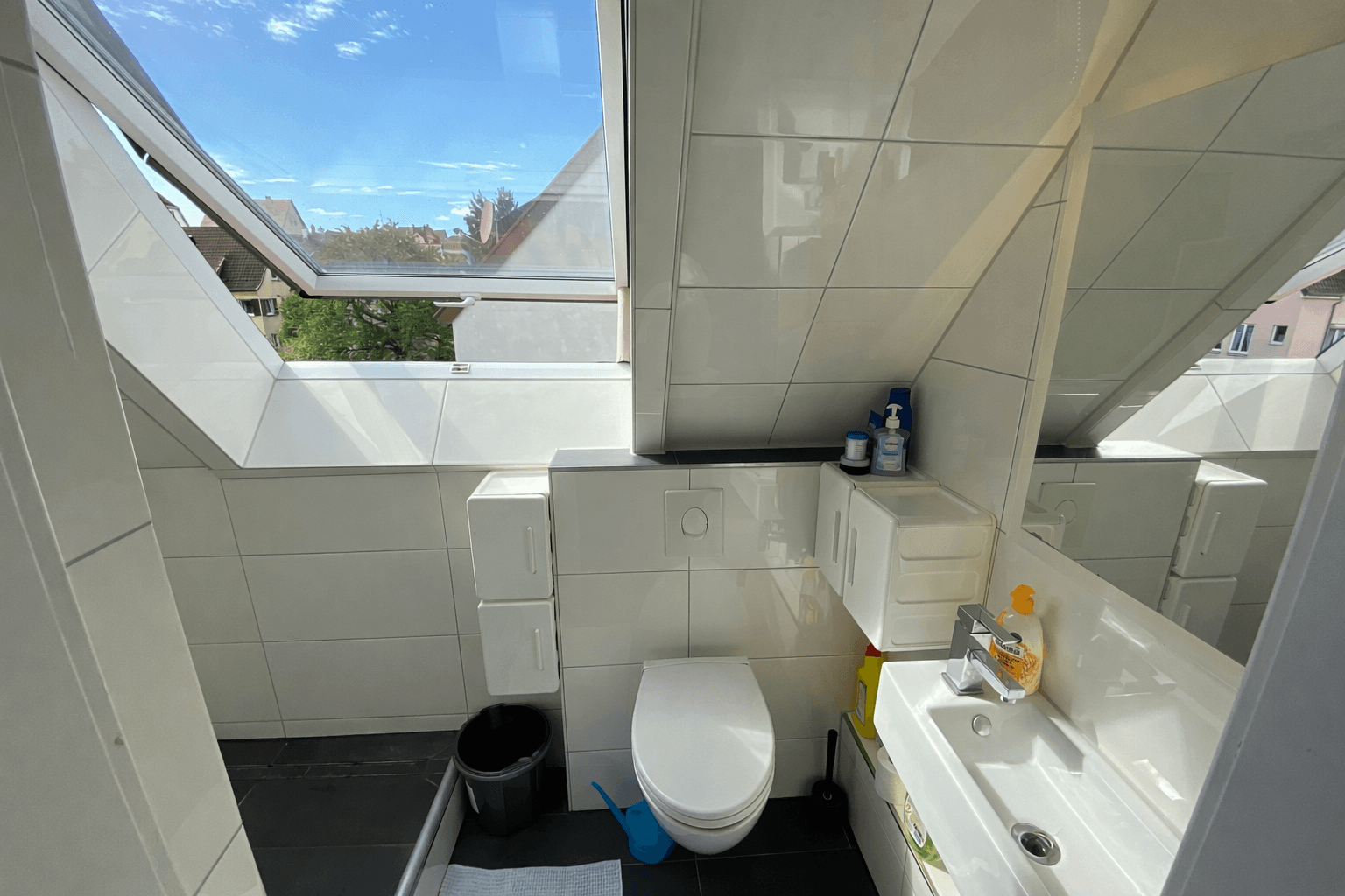 Prodej bytu 4+1 56 m², Stuttgart-Zuffenhausen, Bádensko-Württembersko Prodej bytu 4+1 56 m², Stuttgart-Zuffenhausen, Bádensko-Württembersko