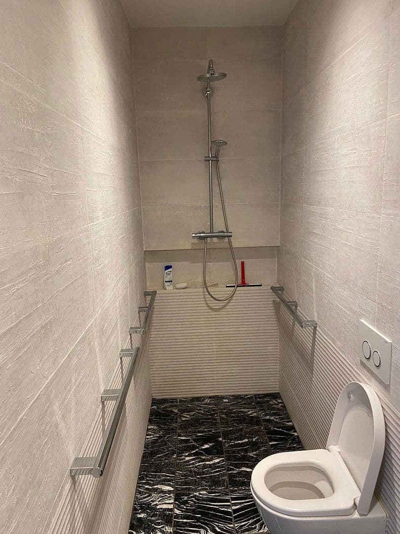 Pronájem bytu 2+1 65 m², Holstenstr. 110, Hamburg, Hamburg Pronájem bytu 2+1 65 m², Holstenstr. 110, Hamburg, Hamburg