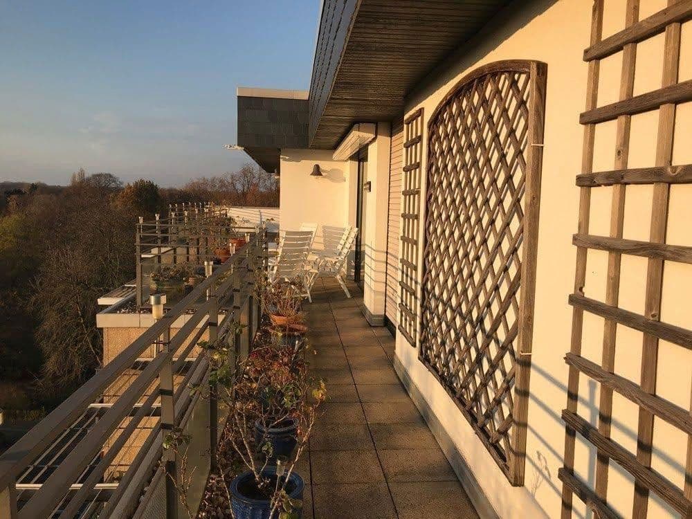 Pronájem bytu 3+1 160 m², Uerdingerstrasse 421, Krefeld, Severní Porýní-Vestfálsko Pronájem bytu 3+1 160 m², Uerdingerstrasse 421, Krefeld, Severní Porýní-Vestfálsko