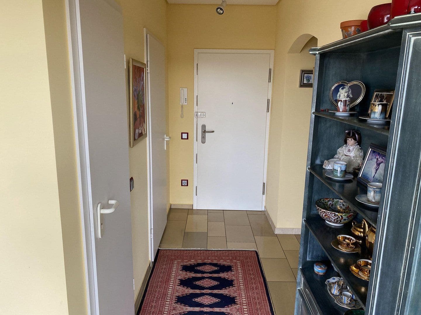 Pronájem bytu 3+1 160 m², Uerdingerstrasse 421, Krefeld, Severní Porýní-Vestfálsko Pronájem bytu 3+1 160 m², Uerdingerstrasse 421, Krefeld, Severní Porýní-Vestfálsko