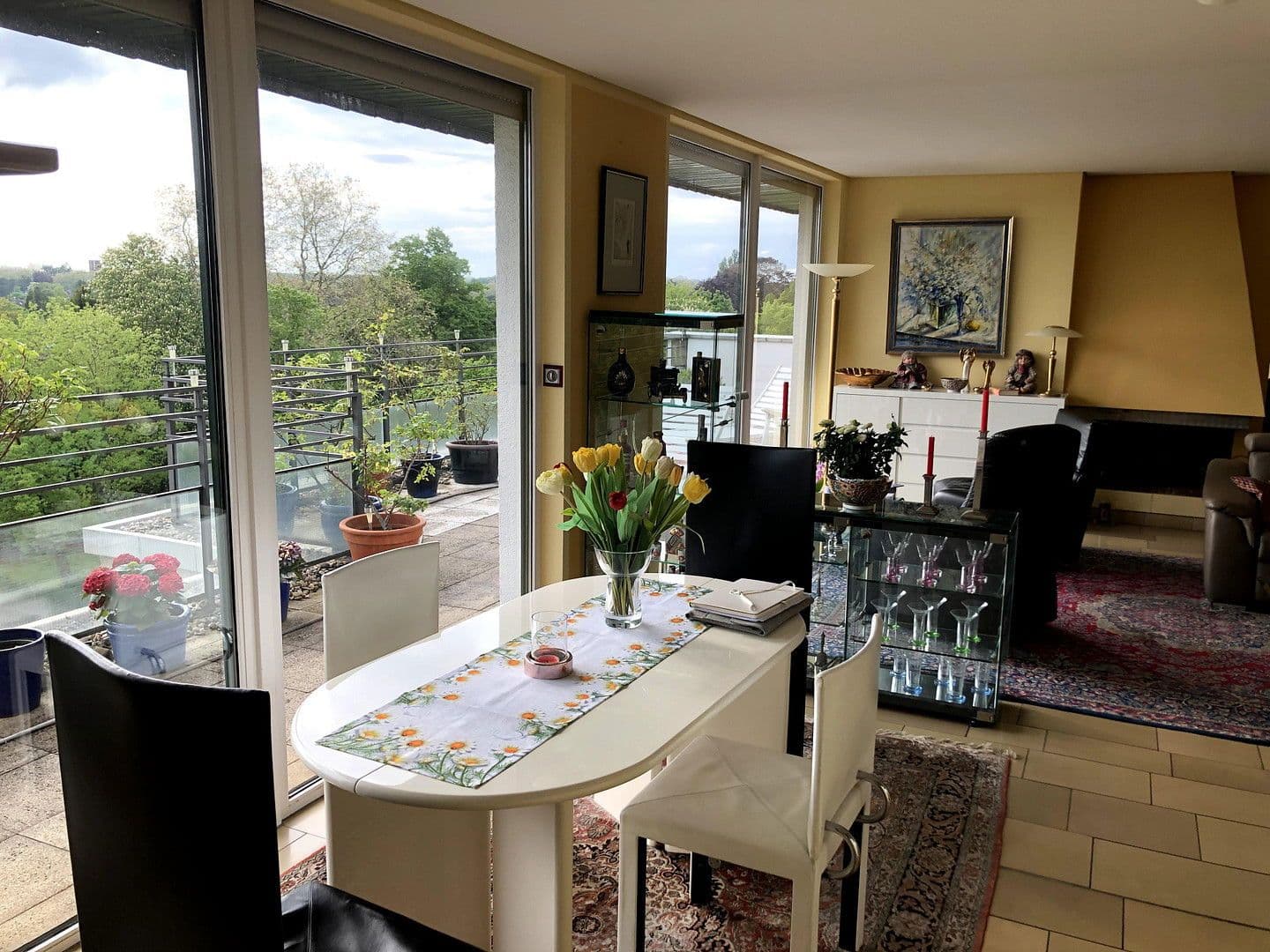 Pronájem bytu 3+1 160 m², Uerdingerstrasse 421, Krefeld, Severní Porýní-Vestfálsko Pronájem bytu 3+1 160 m², Uerdingerstrasse 421, Krefeld, Severní Porýní-Vestfálsko