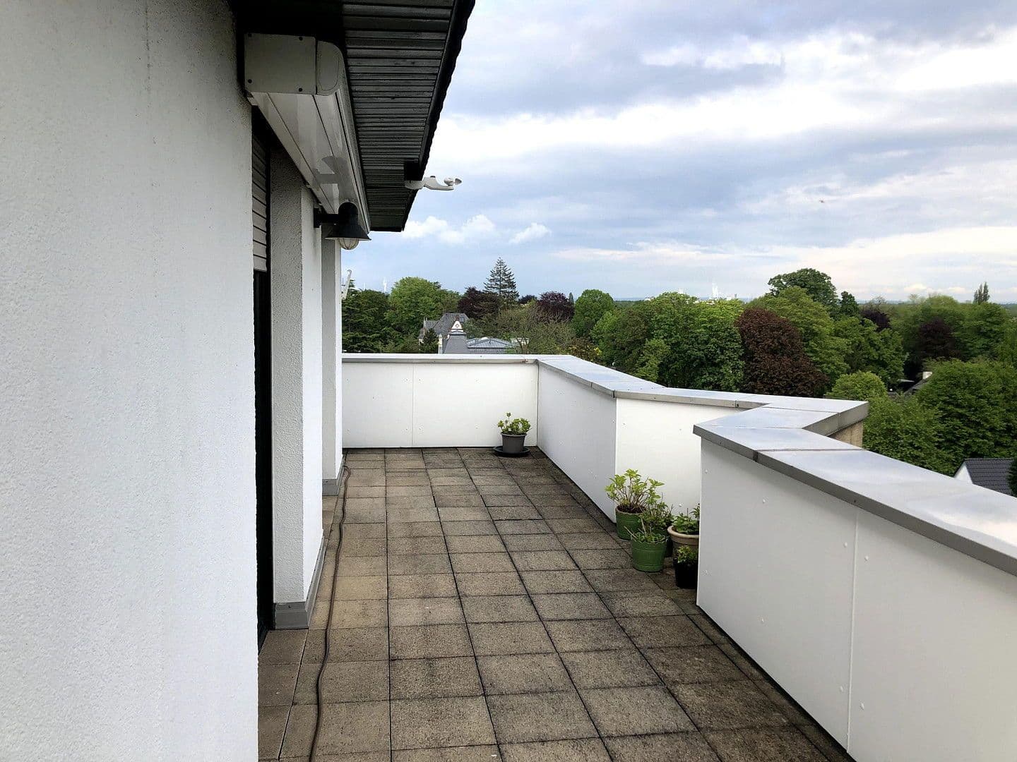 Pronájem bytu 3+1 160 m², Uerdingerstrasse 421, Krefeld, Severní Porýní-Vestfálsko Pronájem bytu 3+1 160 m², Uerdingerstrasse 421, Krefeld, Severní Porýní-Vestfálsko