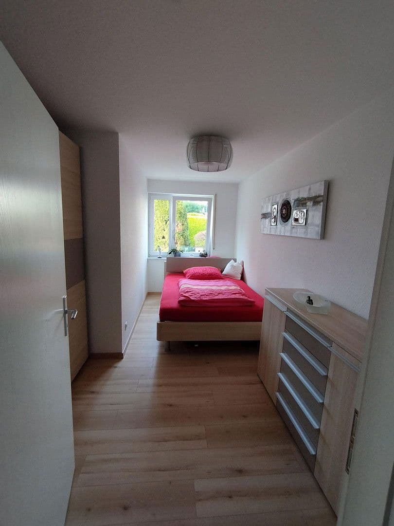 Pronájem bytu 3+kk 85 m², Ebersbach an der Fils, Bádensko-Württembersko Pronájem bytu 3+kk 85 m², Ebersbach an der Fils, Bádensko-Württembersko