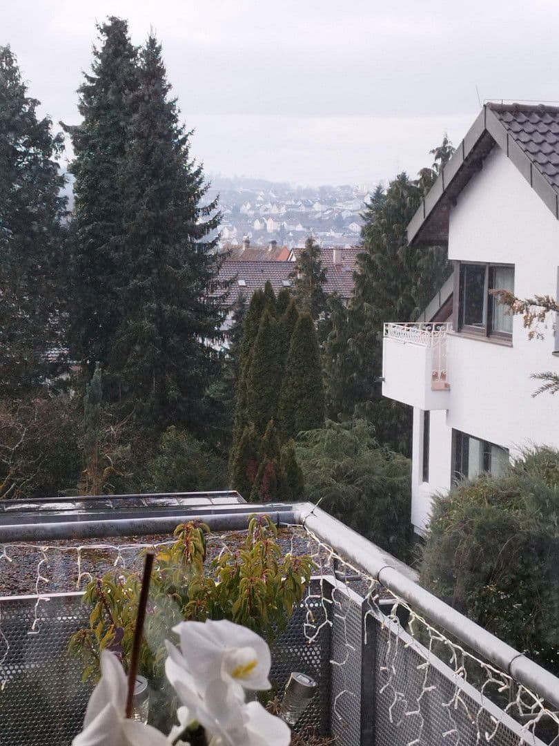 Pronájem bytu 3+kk 85 m², Ebersbach an der Fils, Bádensko-Württembersko Pronájem bytu 3+kk 85 m², Ebersbach an der Fils, Bádensko-Württembersko