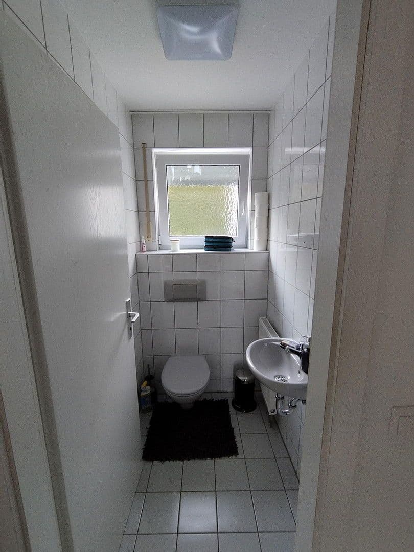 Pronájem bytu 3+kk 85 m², Ebersbach an der Fils, Bádensko-Württembersko Pronájem bytu 3+kk 85 m², Ebersbach an der Fils, Bádensko-Württembersko