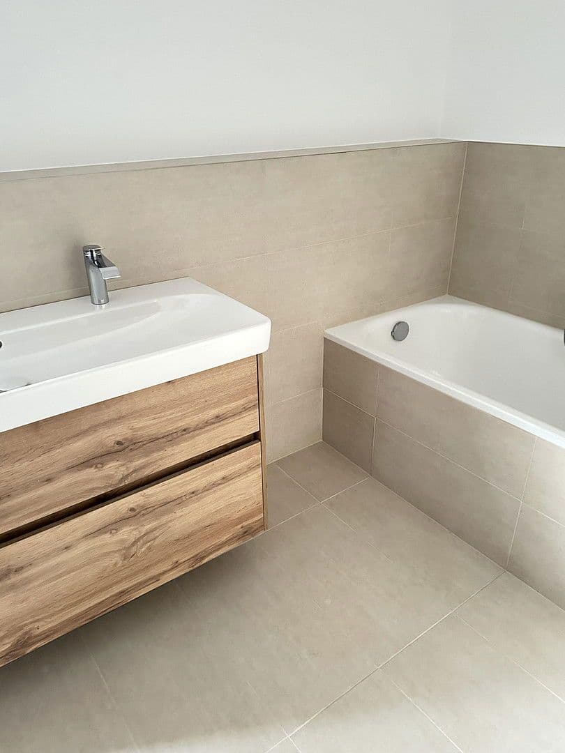 Pronájem bytu 4+1 123 m², Offenbach am Main, Hessen Pronájem bytu 4+1 123 m², Offenbach am Main, Hessen