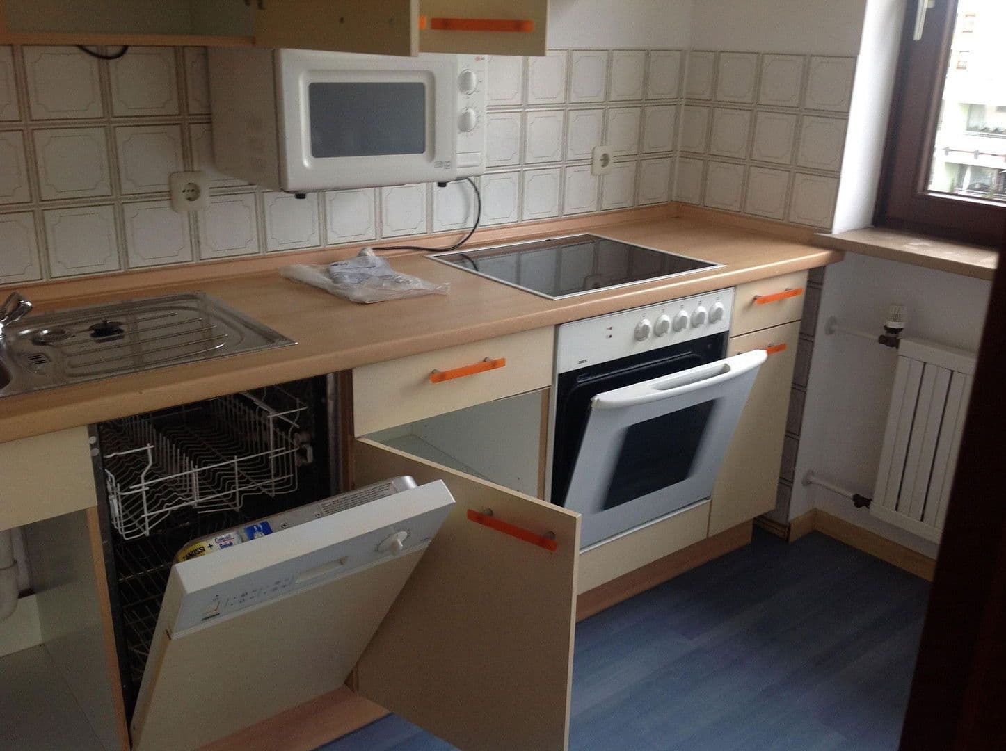 Pronájem bytu 2+1 50 m², Aachener Str.25, Nürnberg, Bavorsko Pronájem bytu 2+1 50 m², Aachener Str.25, Nürnberg, Bavorsko