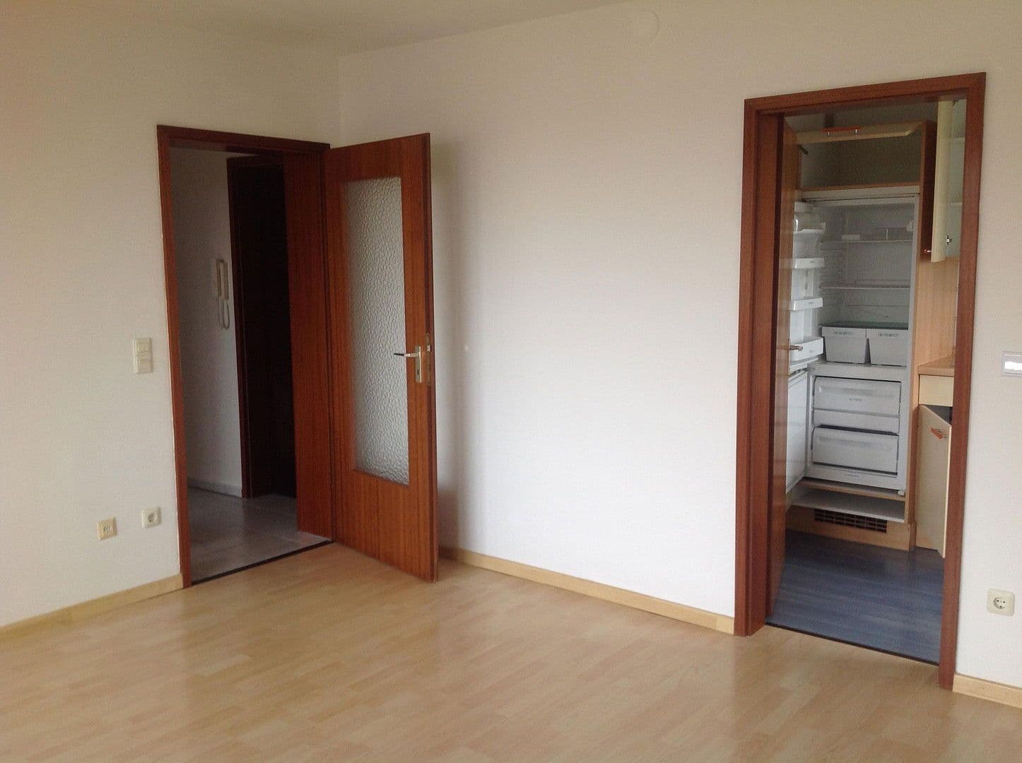 Pronájem bytu 2+1 50 m², Aachener Str.25, Nürnberg, Bavorsko Pronájem bytu 2+1 50 m², Aachener Str.25, Nürnberg, Bavorsko