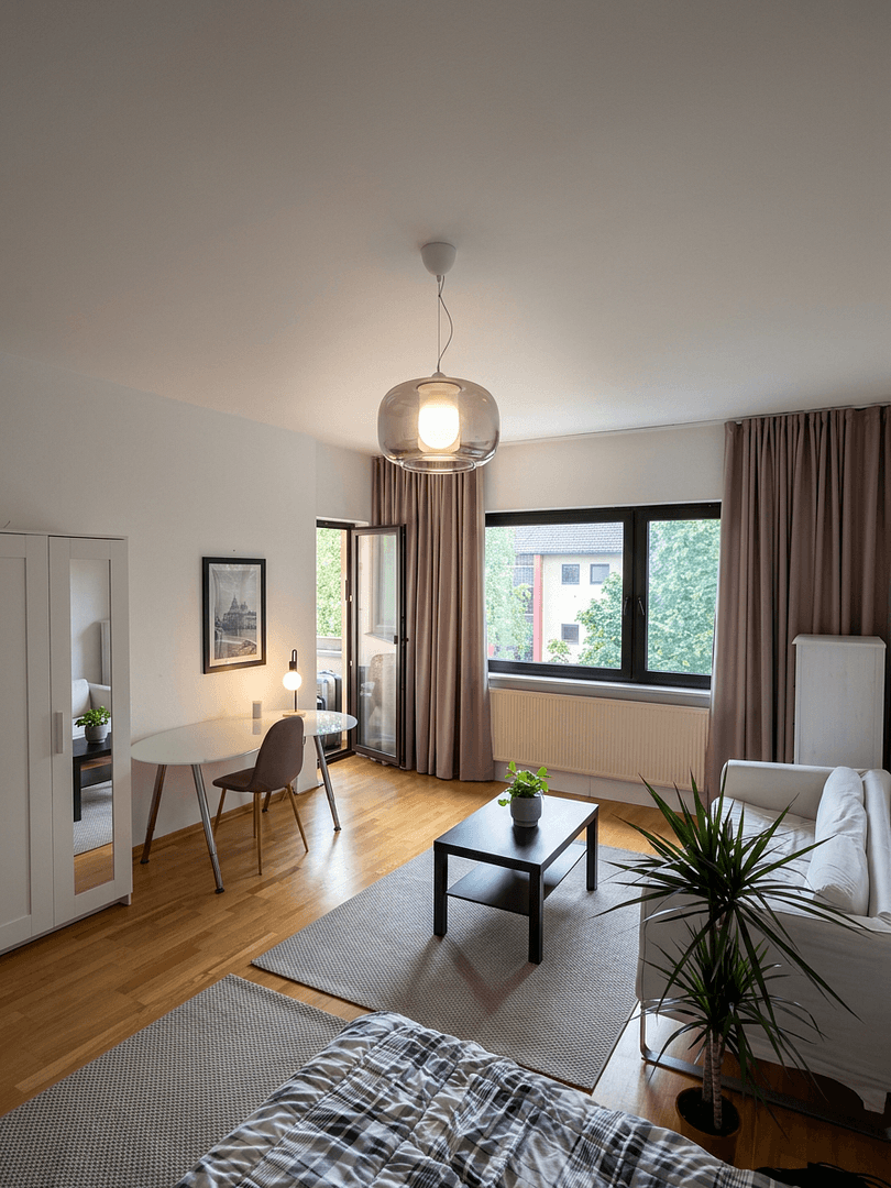 Pronájem bytu 1+1 36 m², Berlin, Berlín Pronájem bytu 1+1 36 m², Berlin, Berlín