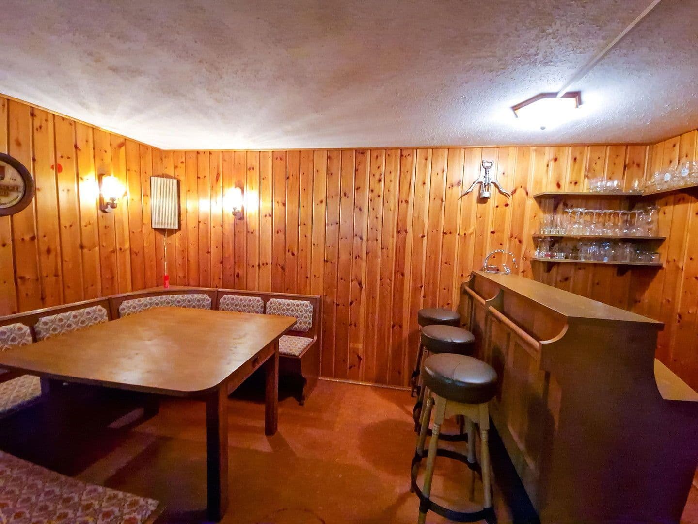 Prodej domu 157 m², pozemek 403 m², Kusterdingen, Bádensko-Württembersko Prodej domu 157 m², pozemek 403 m², Kusterdingen, Bádensko-Württembersko