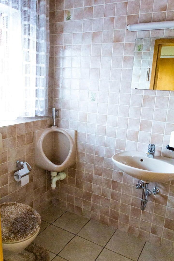 Prodej domu 157 m², pozemek 403 m², Kusterdingen, Bádensko-Württembersko Prodej domu 157 m², pozemek 403 m², Kusterdingen, Bádensko-Württembersko